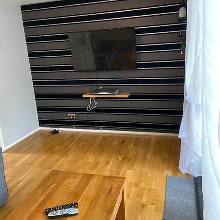 Garland Way 2 Bed House Sheffield Free Parking 5 Min From M1 Βίλα Mosborough Εξωτερικό φωτογραφία