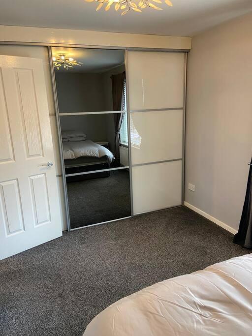 Garland Way 2 Bed House Sheffield Free Parking 5 Min From M1 Βίλα Mosborough Εξωτερικό φωτογραφία